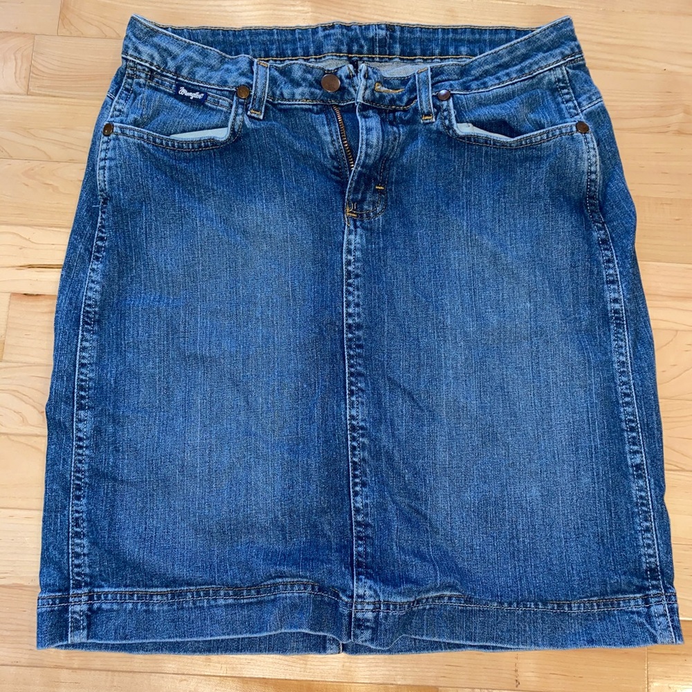 Wrangler mini jean skirt
